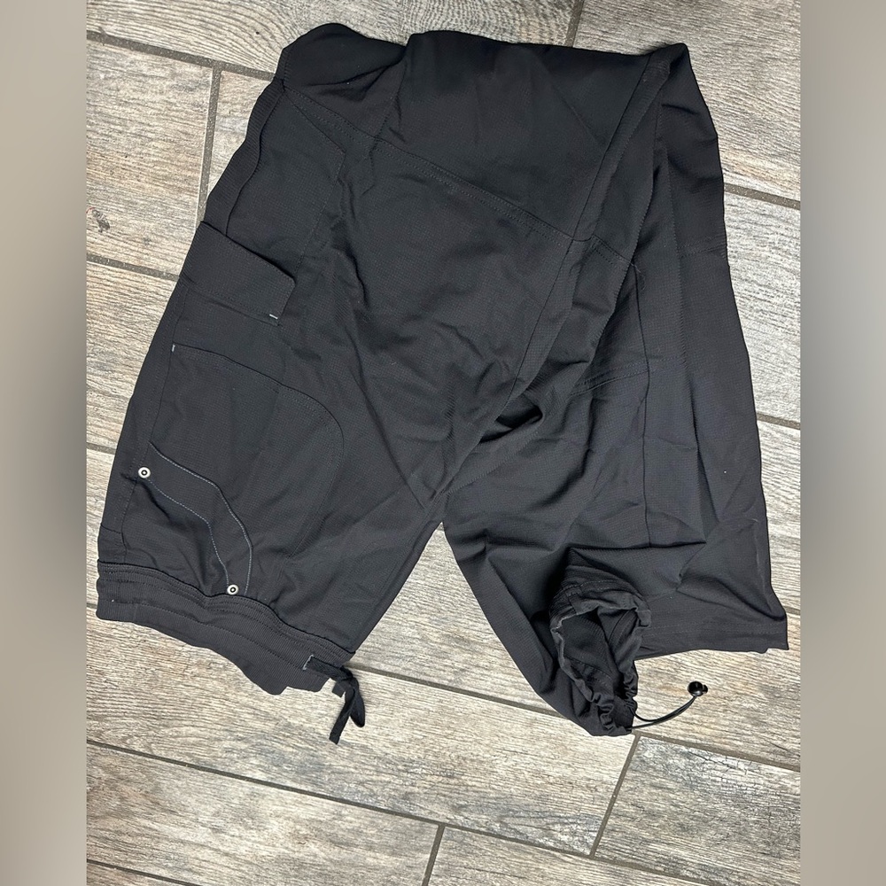 St Johns Bay Women's Active Pants With Drawstring Legs in Black New Size Medium